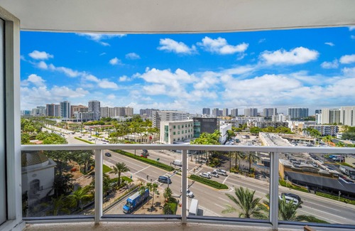 Sunny Isles Beach Apartment | ★ Amazing Unit in an Exclusive Luxury Beach Resort