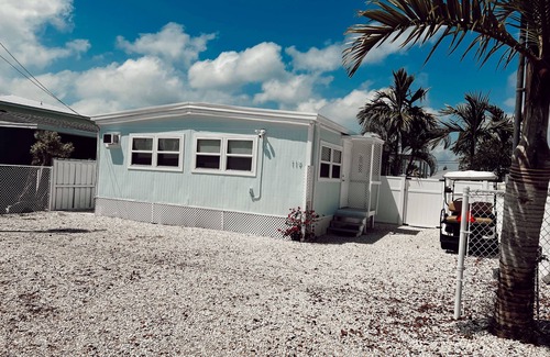 Key Largo Village House | Amazing, Updated Key Largo Home w/ 45ft Dock/Lift
