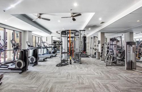 Cityplace Apartment | Amazing Uptown Apartment Free Parking Pet Friendly