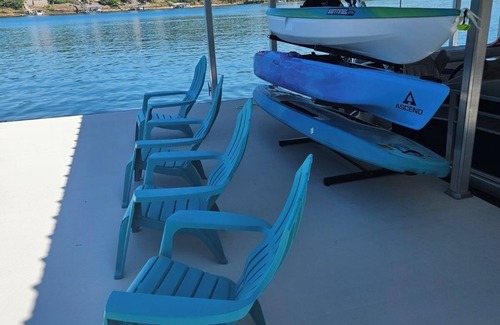 Arley House | AMAZING view! "EASY LIKE SUNDAY MORNING" on Smith Lake is YOUR new happy place!