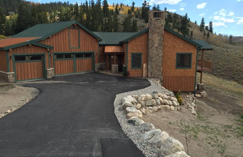 Angler Mountain Ranch House | Amazing View Mountain Home - Private Neighborhood