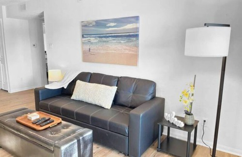 Walden on Lake Conroe Condo | Amazing view of Lake Conroe. Discount for long-term stay. Pets are allowed