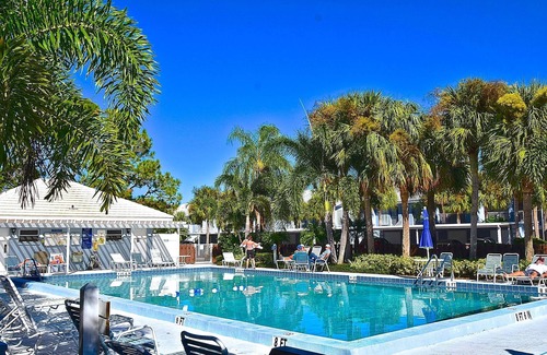 Plantation Condo | Amazing View - On Golf Course - Top Floor - Near Beaches, Shopping & Restaurants