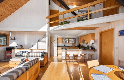 Monroe Bridge Ski Chalet | Amazing View w/Deck, Pond, Sledding Hill - 137+ acres - Great for Families