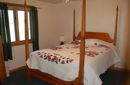 Bozeman House | Amazing views, abundant wildlife, yet close to town.
