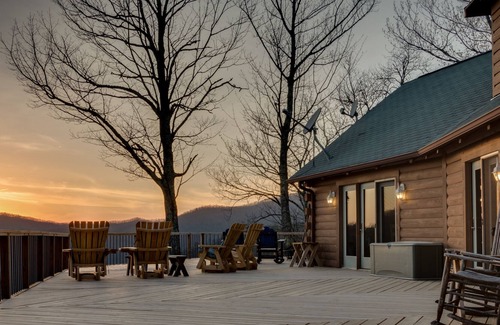 Cranberry Falls House | Amazing Views And Magical Sunsets In A Peaceful, Private Setting.