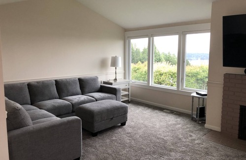 West Hills House | Amazing Views from this Newly Remodeled Spacious Home