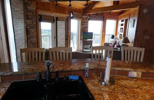 Banner Elk House | Amazing Views of Beech Mountain, Walk to Ski Slopes!