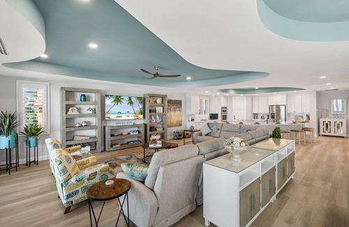 Fort Myers Beach House | Amazing Views, Heed Pool & Hot Tub - Beach Breeze - Roelens