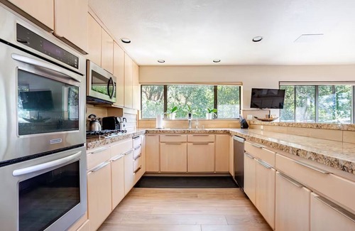 Sonoma Villa | Amazing Villa, 50' Pool, Gorgeous Garden, Views