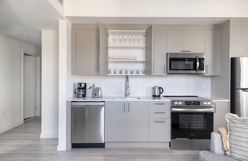 Edgewater Apartment | Amazing Wynwood 2BR w/Gym, Sauna & Rooftop Pool, by Blueground
