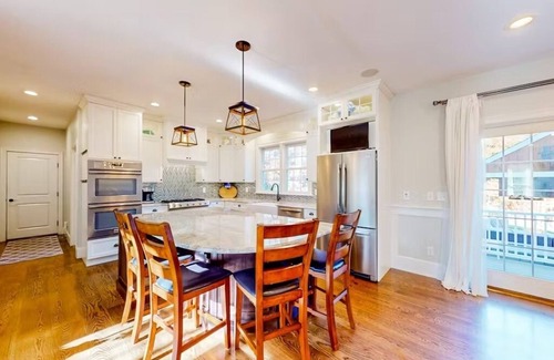 Yarmouth House | Amazing Yarmouthport home built for indoor and outdoor entertaining.