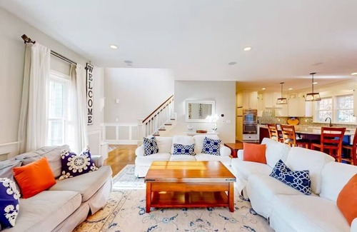 Yarmouth House | Amazing Yarmouthport home built for indoor and outdoor entertaining.