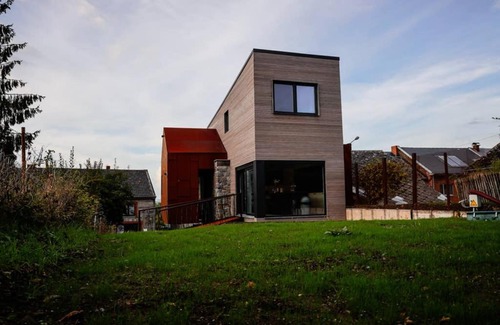 Marche-en-Famenne House | Amazon Corten