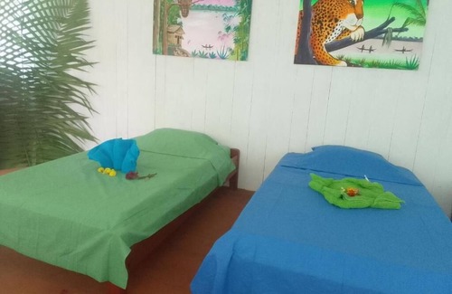 Indiana Cabin | Amazon Nativo Lodge - 4 single bed BR 1