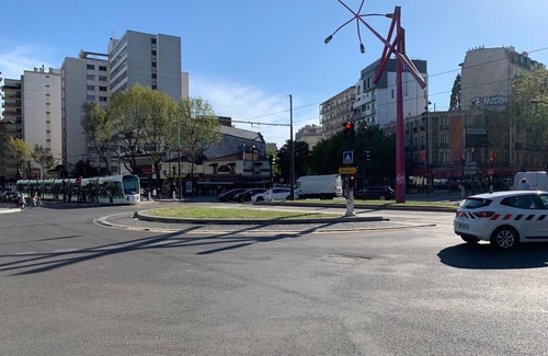 Montreuil Apartment | Amazone 136 - Beautiful Duplex Apartment