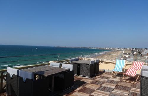 Courtoisville-Sillon-Moka Hotel | Ambassadeurs Logis Hotel