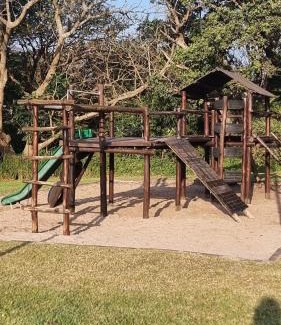 Margate House | Amberley 10 Holiday home