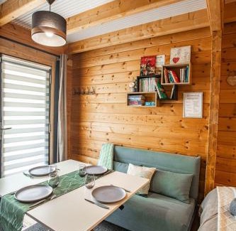 Saint-Genis-les-Ollieres Apartment | Ambiance Bois & Charme Proche Lyon