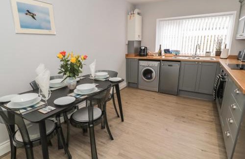 Amble Apartment | Amble Watch