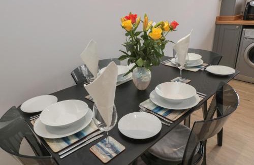 Amble Apartment | Amble Watch