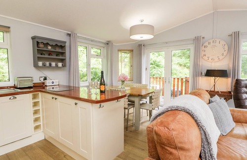 Troutbeck Cottage | AMBLESIDE LODGE, pet friendly, with a garden in Windermere