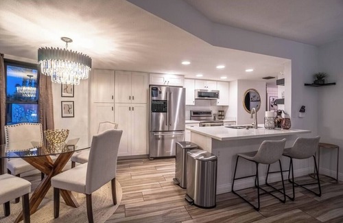 Raskin Estates House | Amenities galore at the Cactus Bloom Casita