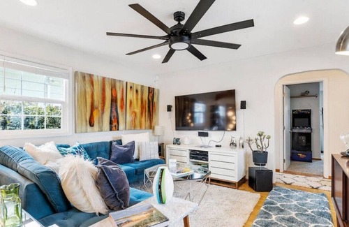 Woodstock House | Amenity packed Bungalow w/Office & Hot Tub - Pet Friendly!