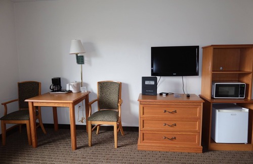 Annandale Hotel | America's Best Value Inn