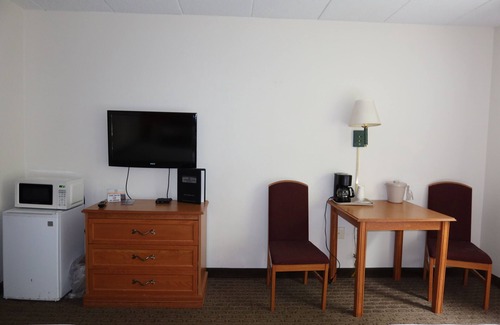 Annandale Hotel | America's Best Value Inn