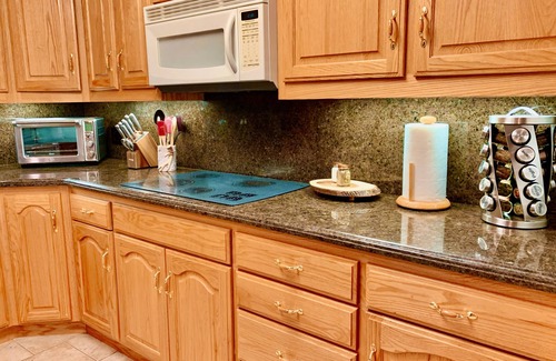 Island Park Cabin | American Bison Lodge+10Miles2YNP+Hottub+Wifi+AC