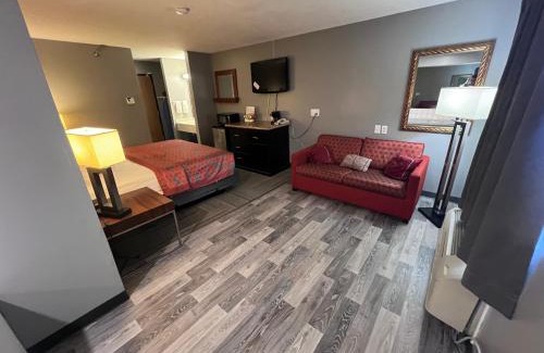 Ionia Hotel | American Inn and Suites Ionia