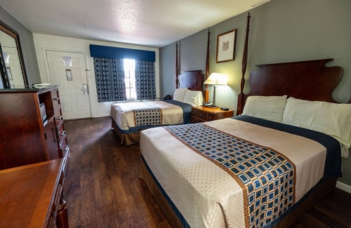 Russellville Hotel | American Inn & Suites Russellville