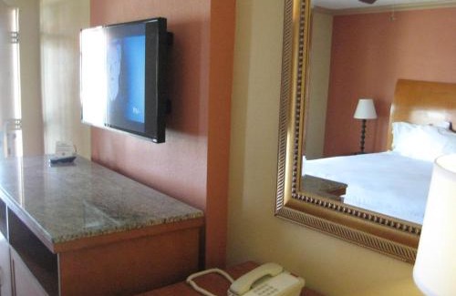 Porterville Hotel | Americas Best Value Inn - Porterville