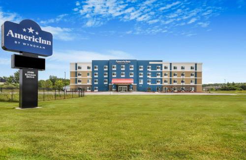 International Falls Hotel | AmericInn by Wyndham International Falls