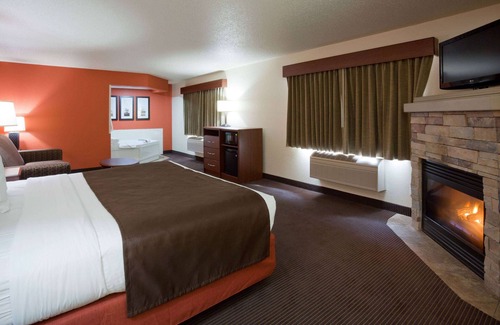 Grafton Hotel | AmericInn by Wyndham Grafton