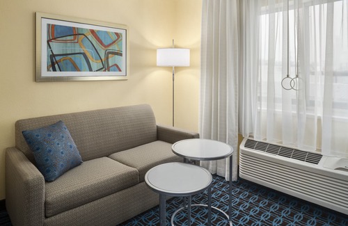 Grand Forks Hotel | AmeriVu Inn and Suites Grand Forks