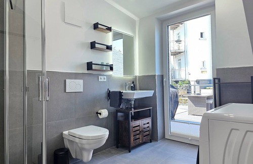 Montabaur Apartment | Amethyst - Right next to the castle, terrace, switch & stream