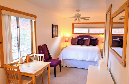 Cornville House | Amethyst Suite: Crystal Calm by the Creek