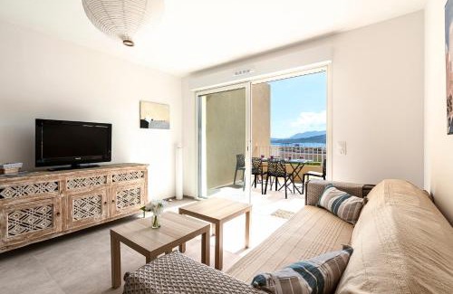 Marine de Saint Ambroggio Apartment | Amicu - Appt climatisé vue mer