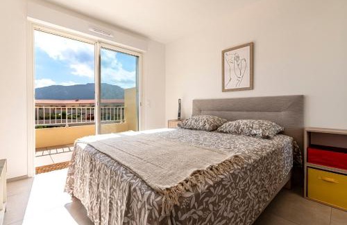 Marine de Saint Ambroggio Apartment | Amicu - Appt climatisé vue mer