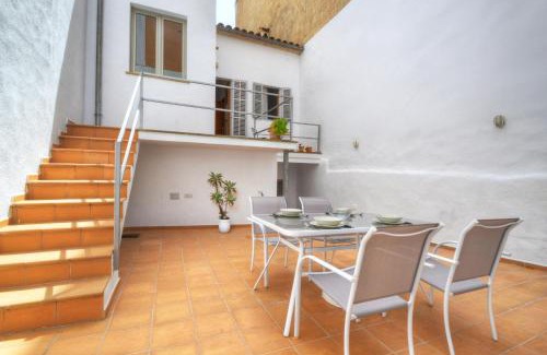 El Arenal House | Amilcar House by Slow Villas