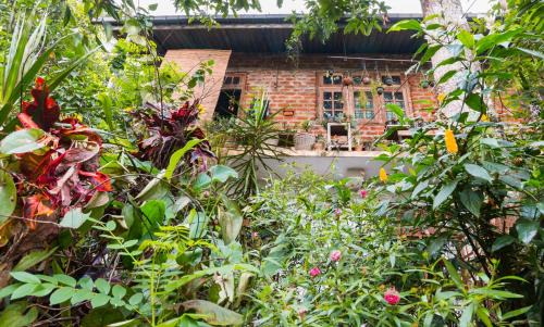 Tennekumbura House | Amma's Homestay