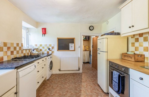 Wareham House | AMMONITE COTTAGE, family friendly, with open fire in Wareham