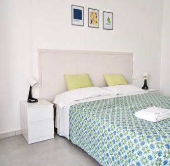 Soverato House | Amoenus Bed & Breakfast in family