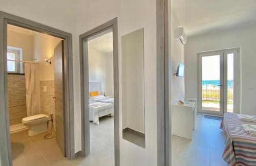 Soverato House | Amoenus Bed & Breakfast in family