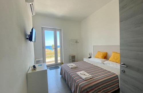 Soverato House | Amoenus Bed & Breakfast in family