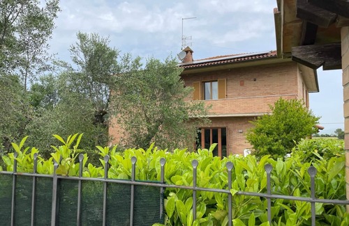 Siena Villa | Among the Olive Trees 5 Minutes from Siena: House with Garden & Air Conditioning