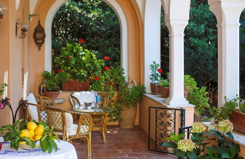 Tiberio Villa | AMORE RENTALS - Casa Eliana, Historic Villa with Garden and Terraces in Capri