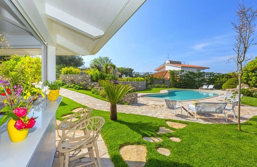 Sant'Agata sui Due Golfi Villa | AMORE RENTALS - Resort Ravenna - Villa Cavaliere with Terrace, Shared Swimming Pool, Ideal for Events